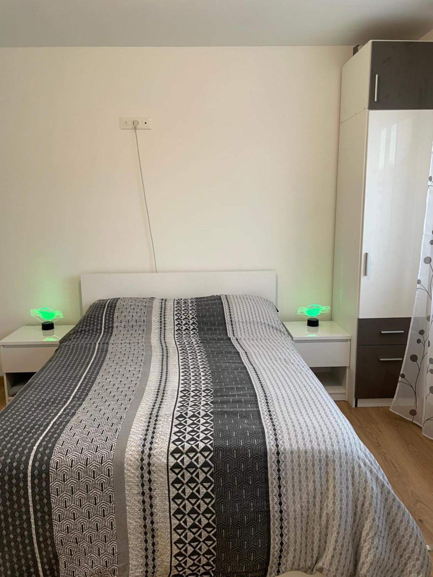 Cosy Studio, Lit Double Λε Μανς Δωμάτιο φωτογραφία
